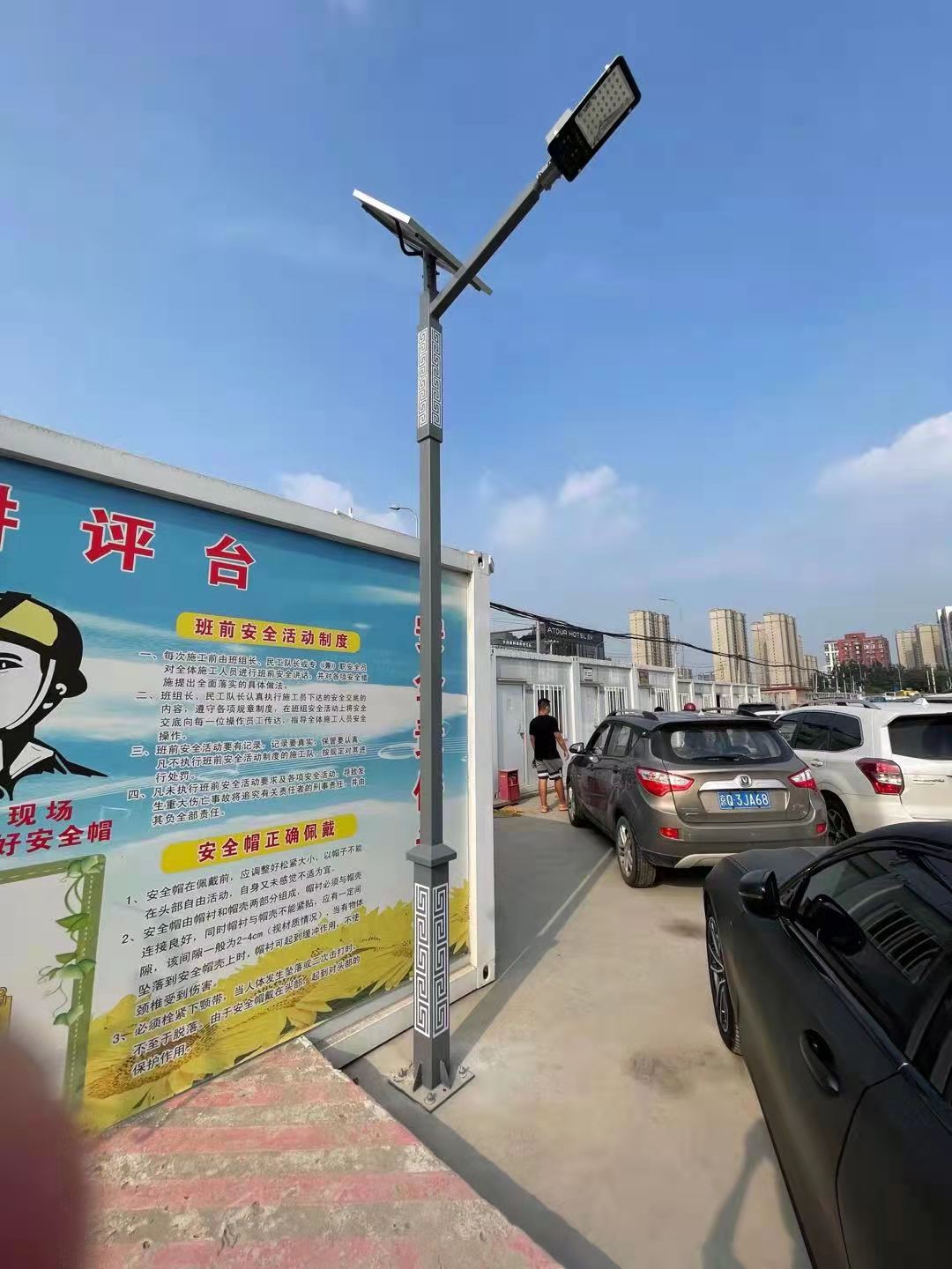 從上萬(wàn)元到幾百元，太陽(yáng)能路燈為什么越來(lái)越便宜呢？